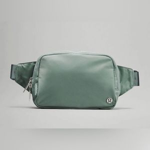 Lululemon Everywhere Belt Bag Large Tidewater Teal